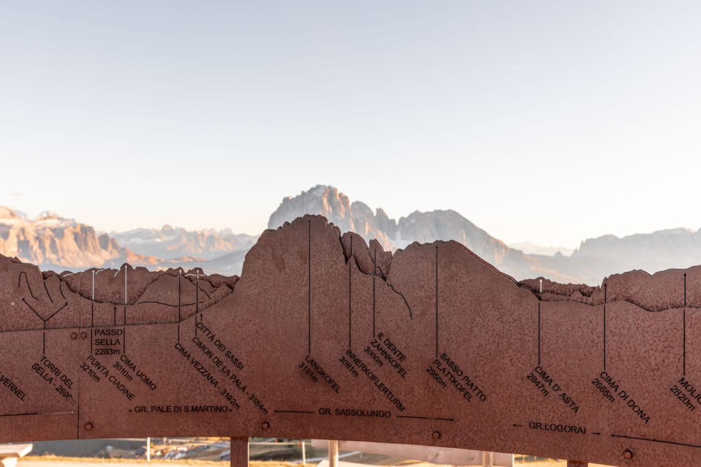 Se Deca Ridge rising to the ridge | how to visit seceda - alpine wanderlust